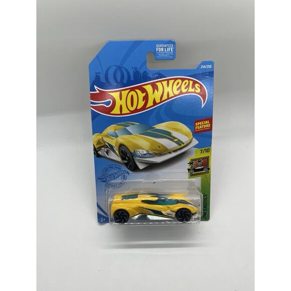 Hot Wheels 234/250 HW Exotics 7/10 CRESCENDO Yellow w/Gray RA Spoke Wheels - Picture 3 of 4